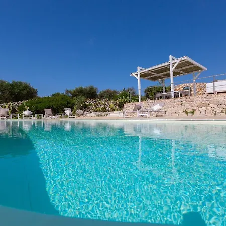 فيلة Bianca Con Piscina E Vista Mare غاليانو دل كابو