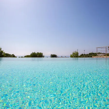 Bianca Con Piscina E Vista Mare Gagliano del Capo